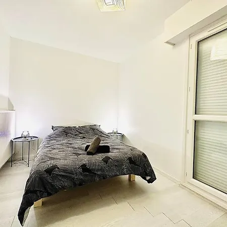 Centre-ville - 2 - 4p - Parking * Le Mans