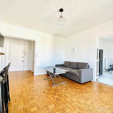 Apartment Centre-ville - 2 - 4p - Parking *
