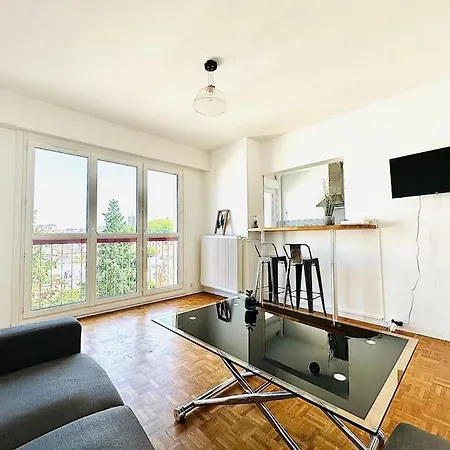 Centre-ville - 2 - 4p - Parking Le Mans