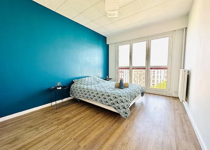 Centre-ville - 2 - 4p - Parking 公寓 *