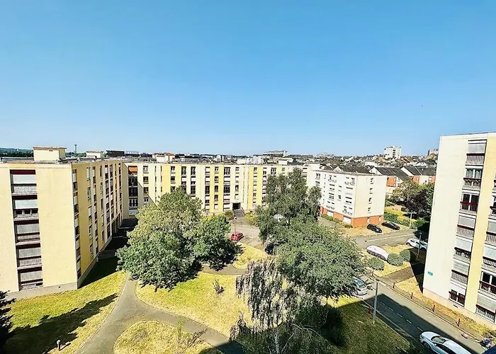 公寓 Centre-ville - 2 - 4p - Parking *