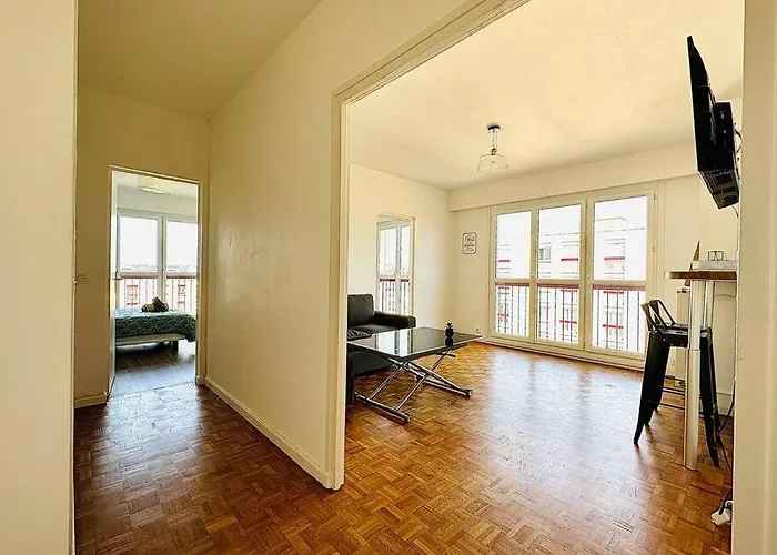 Centre-ville - 2 - 4p - Parking *