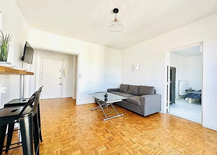 公寓 Centre-ville - 2 - 4p - Parking *